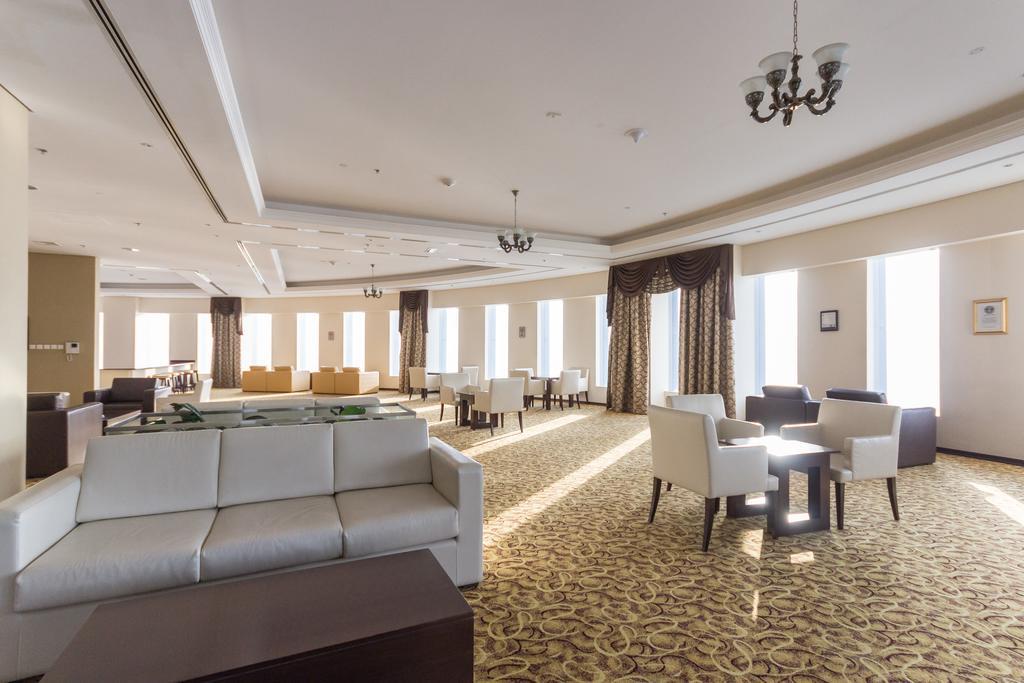 Yanjoon Holiday Homes - Princess Tower Apartments Dubai Esterno foto