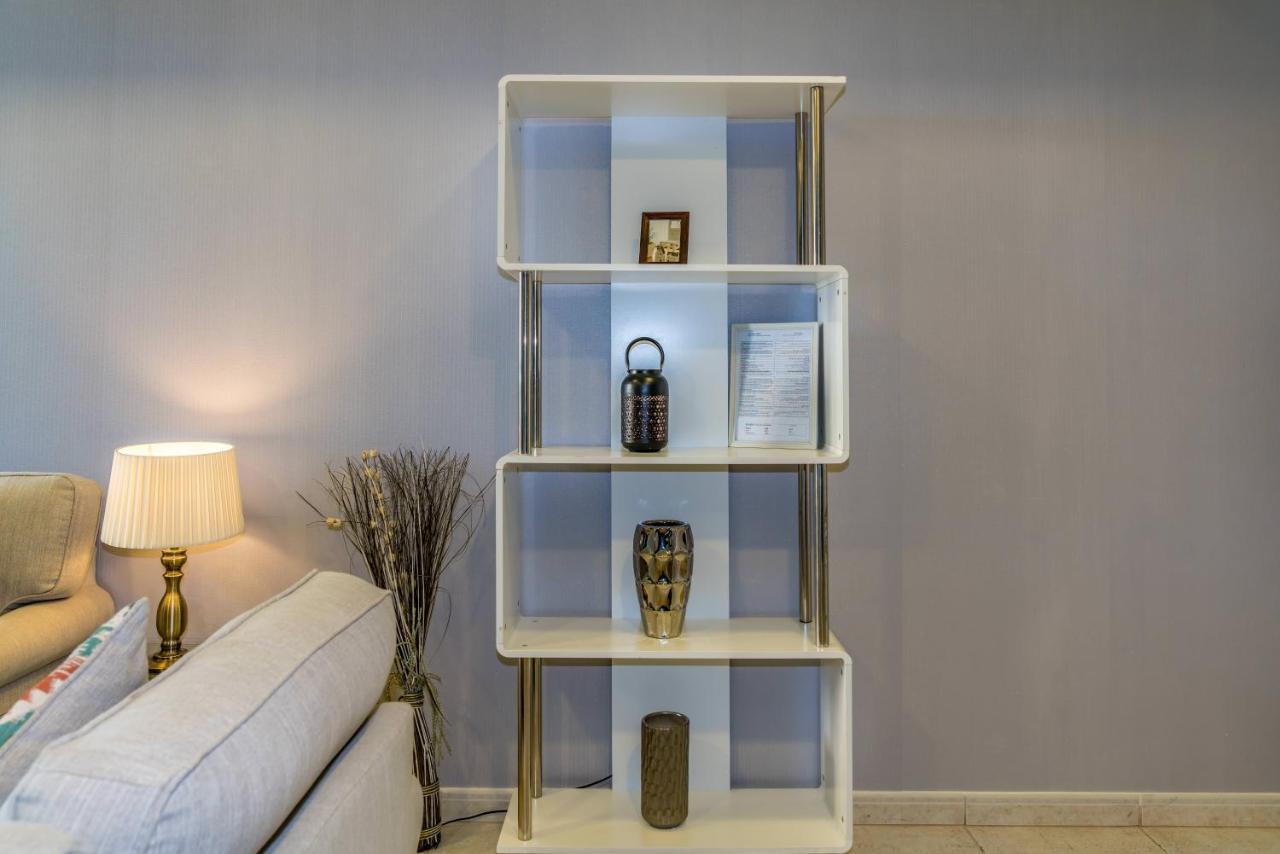 Yanjoon Holiday Homes - Princess Tower Apartments Dubai Esterno foto